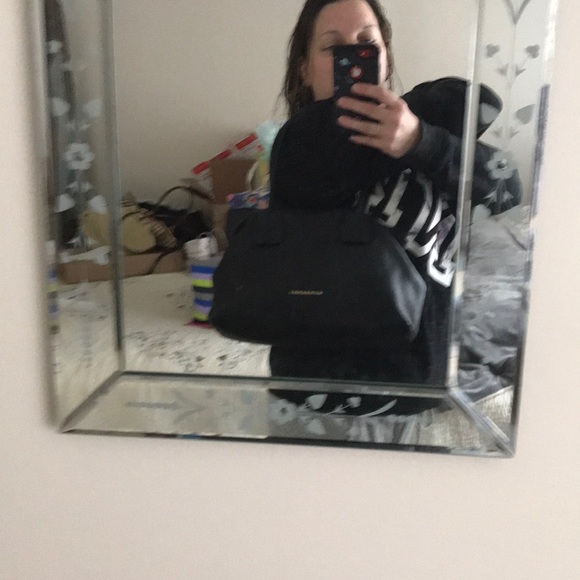 Burberry Baynard Tote - Picture 5 of 6